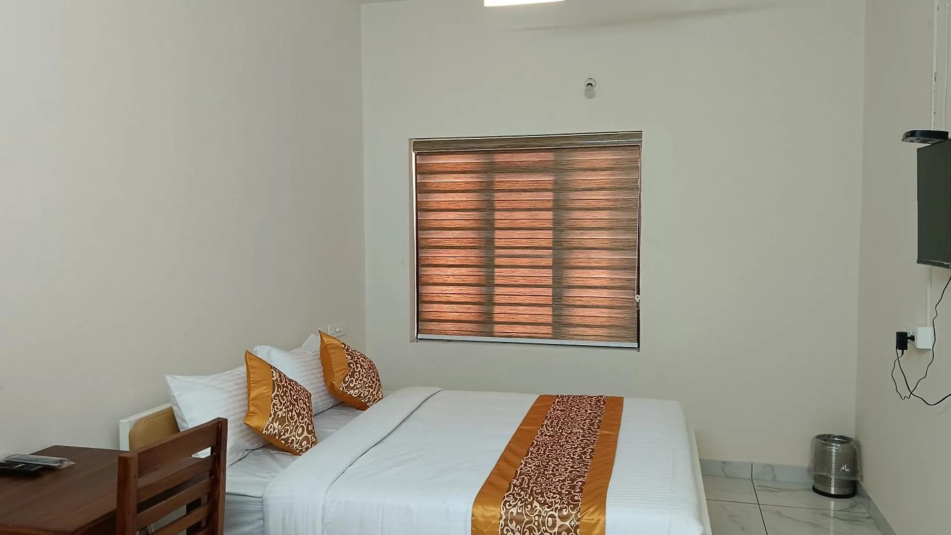 Greenview Royal Stay Near Amrita Hospital Edappally Kochi Indie